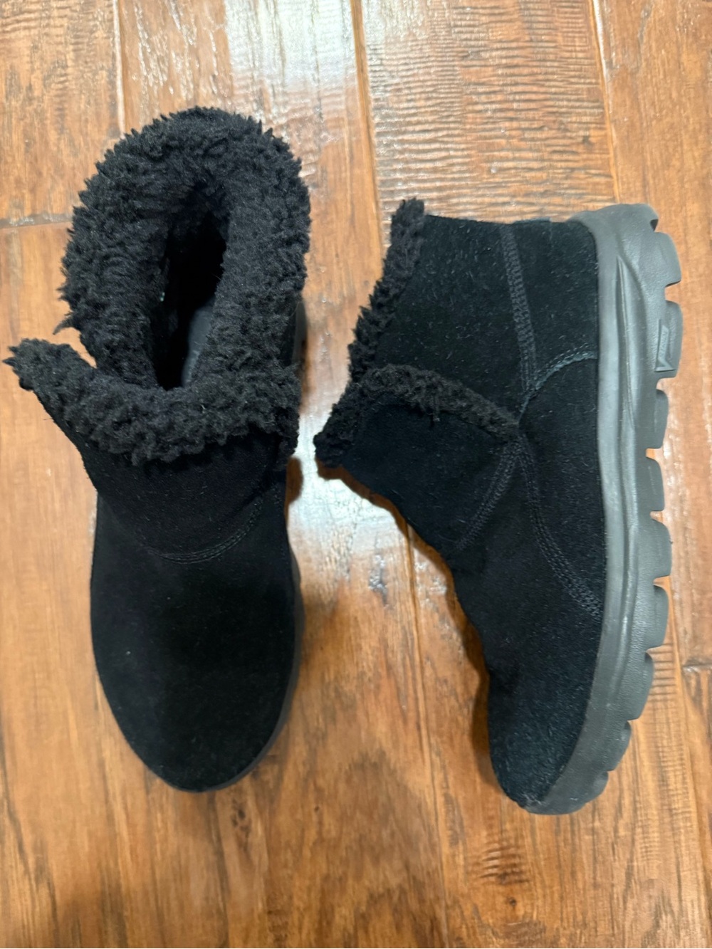 Skechers Leather Memory Form Fit Black Faux Fur Suede Ankle Booties